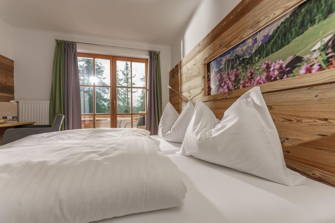 Hotel Laerchenhof Ramsau am Dachstein Exterior foto